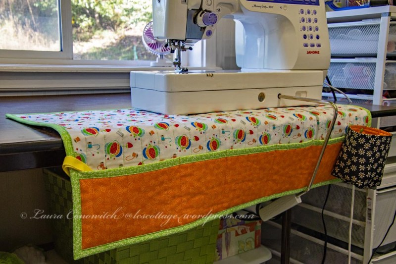 Roll Up Sewing Machine Mat Organizer