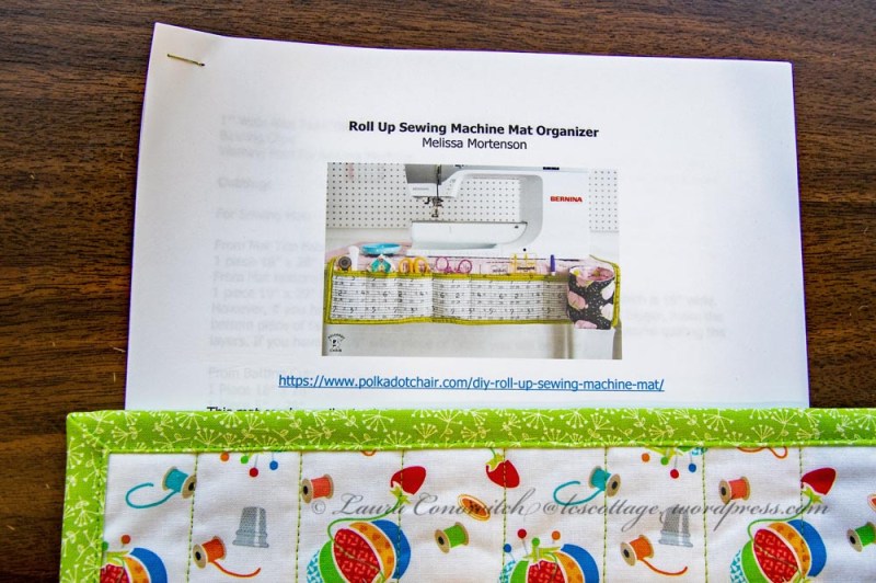 Roll Up Sewing Machine Mat Organizer