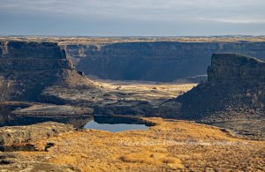 Dry Falls Central Washington Scablands