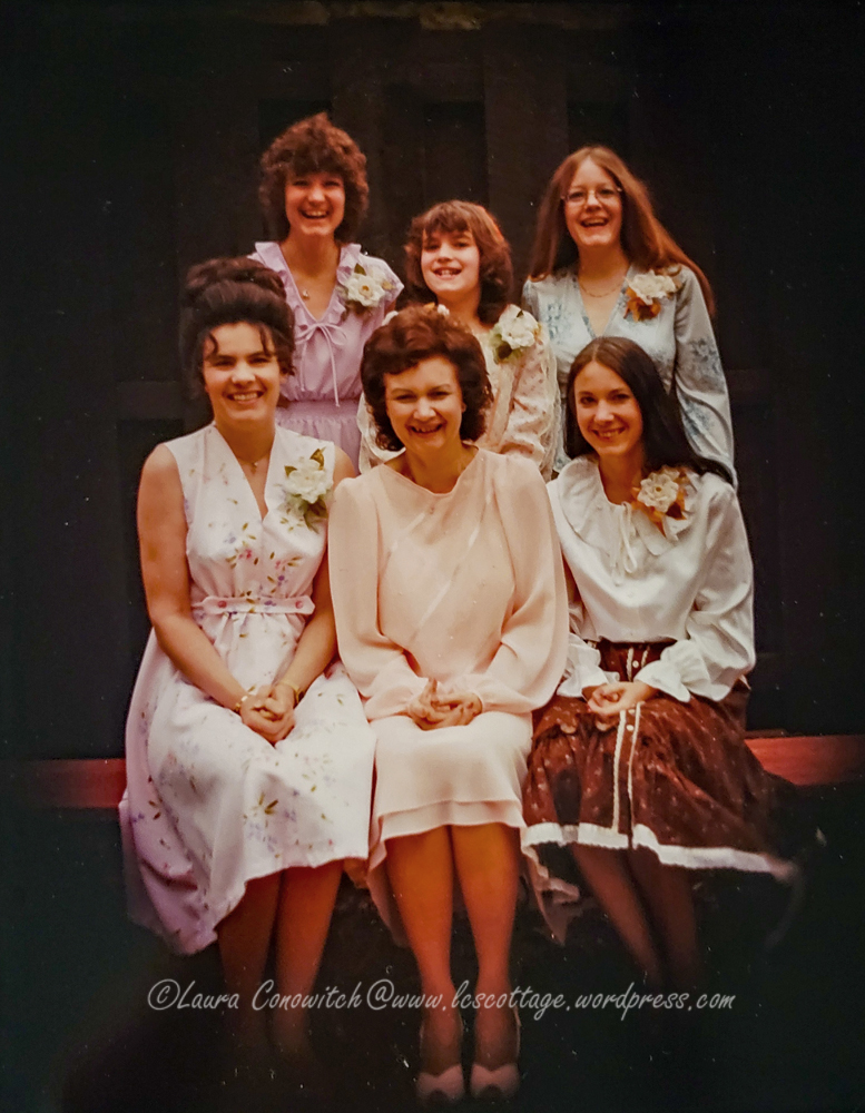 Dorothy Joan Jewell and daughters 1981